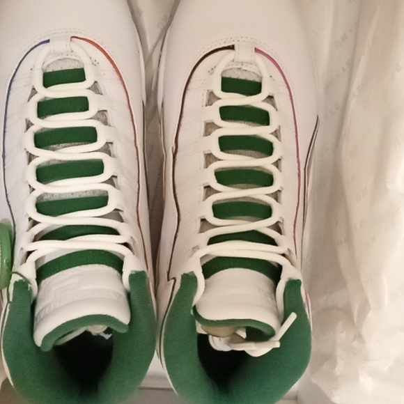 Air Jordan 10 Retro Wings - Picture 2 of 9